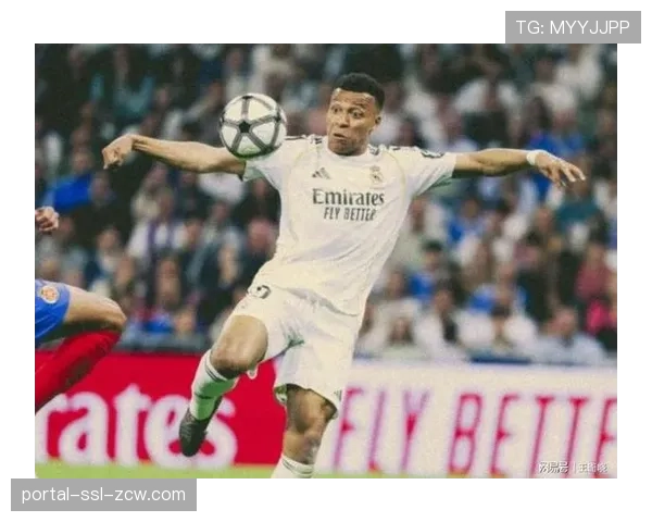 格纳布里膝盖不适缺席训练，欧冠对阵皇马出战存疑